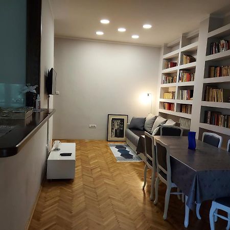 Downtown Apartment In Walk Zone With 3 Bedrooms And Garage Novi Sad Exterior photo