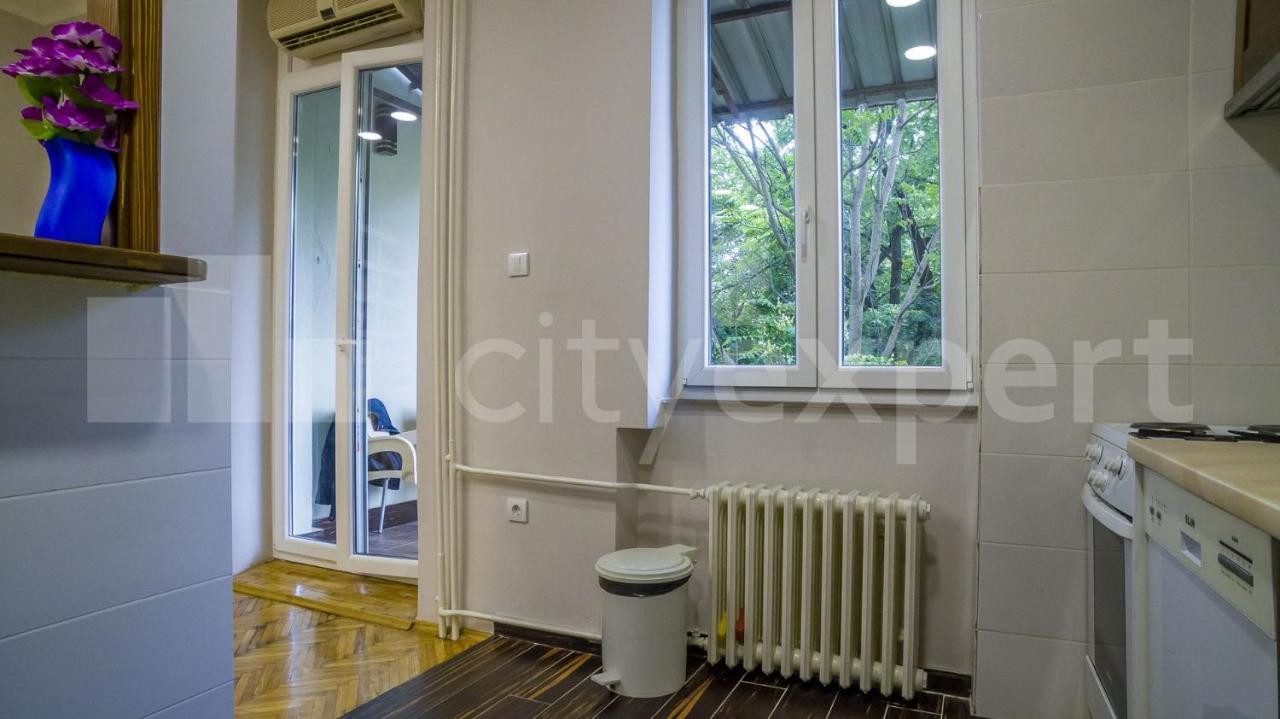 Downtown Apartment In Walk Zone With 3 Bedrooms And Garage Novi Sad Exterior photo